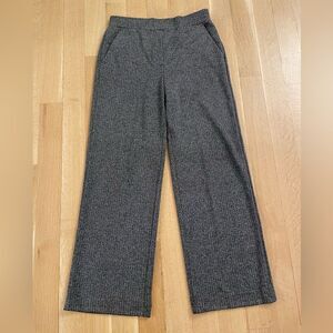 Grayish stretchy wide legged trousers